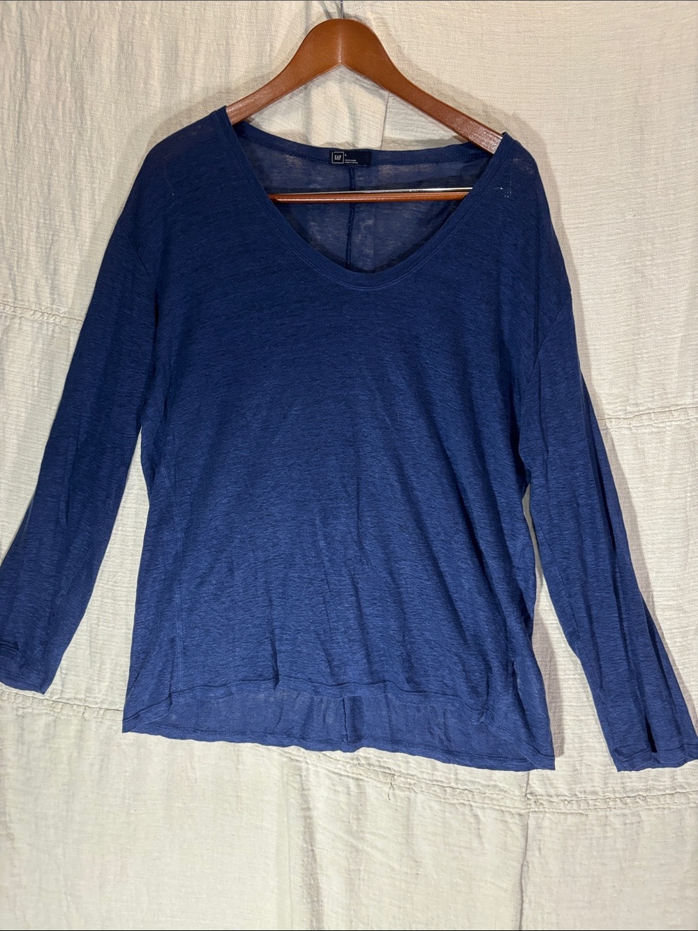 GAP Navy Blue 100% Linen Sheer V-Neck Long Sleeve Top Size Large EUC